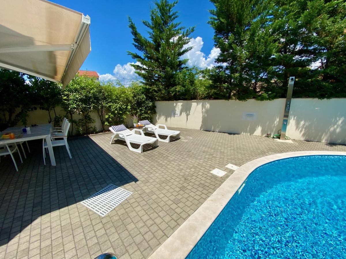 Private Pool And Mediterranean Garden Apt Mia Šilo Zewnętrze zdjęcie