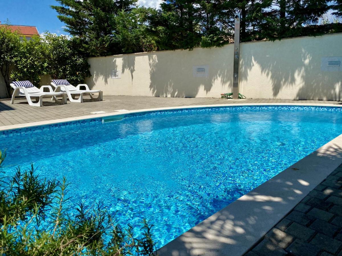 Private Pool And Mediterranean Garden Apt Mia Šilo Zewnętrze zdjęcie